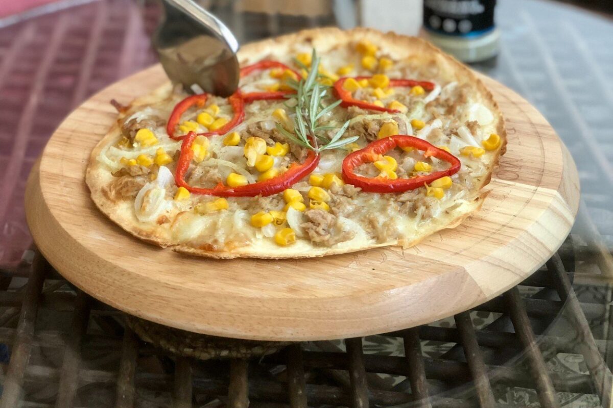 Ton Balıklı Lavaş Pizza Tarifi